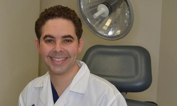 Dr Joshua Zeichner